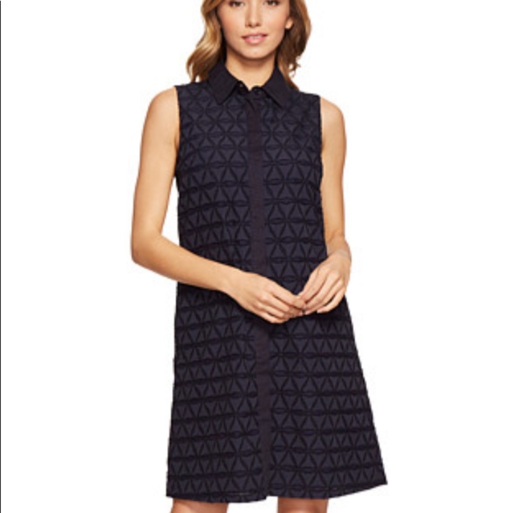 Donna Morgan-Novelty Geo Burnout Shirtdress Navy w/Triangle print- sizes 0-2 NWT